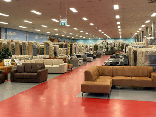 Rafflesia Arnoldi Legacy Afsnijden Seats and Sofas Megastore Maassluis | Alle dagen geopend!